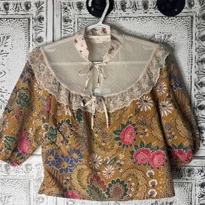Vtg Impression Floral Lace Top